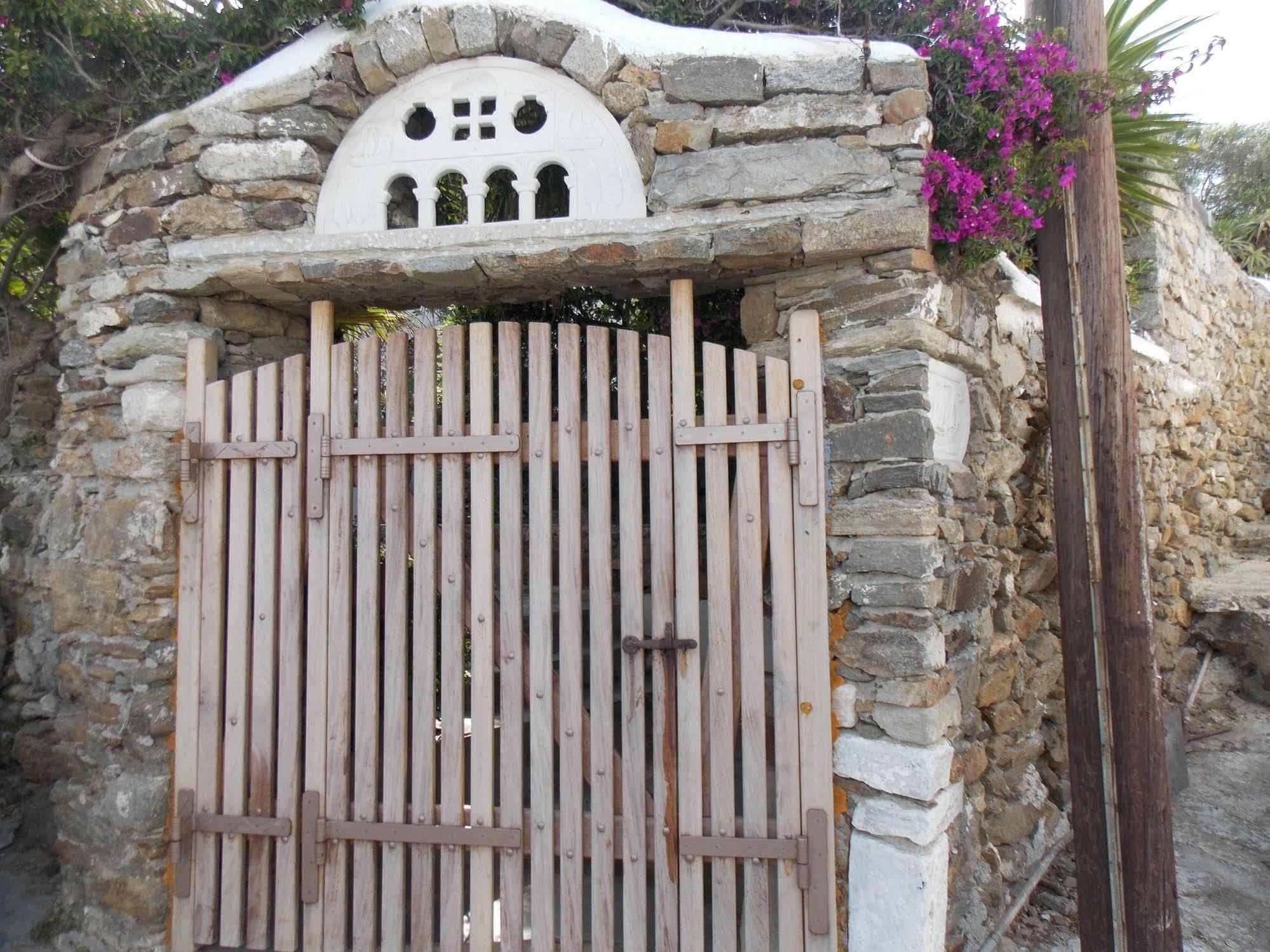 Studios & Suites Rania Mykonos Town Ngoại thất bức ảnh
